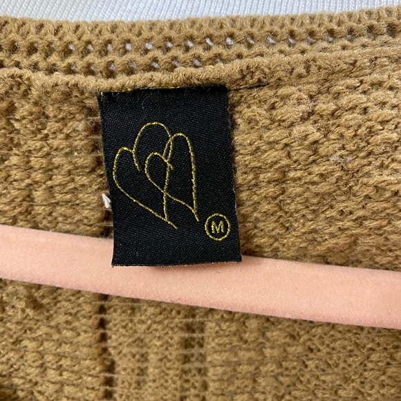 caramel brown sweater size M crochet 97% Acrylic 3% Spandex - Picture 4 of 5